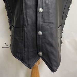 Vance Leather Vest in Black Side Lace Pockets Size 44 Thinsulate 3M